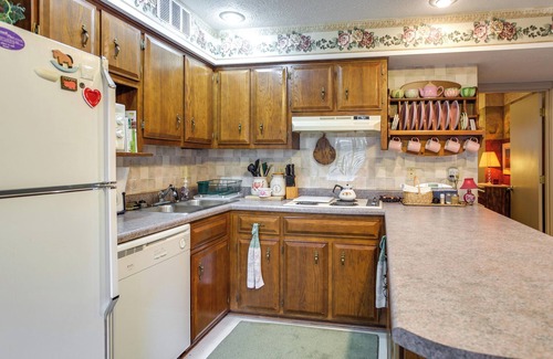 Danville Apartment | Large & Private Guest House Apt w/Patio + Views!