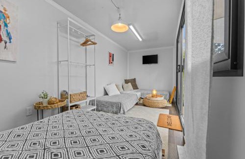 Llanos Costa House | Las Palmas Cottage - Serene Eco Retreat