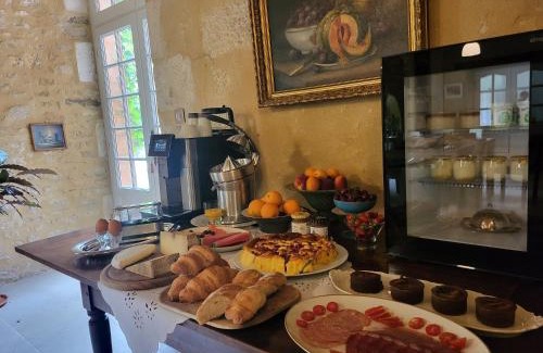 Marnay Bed & Breakfast | Le Bastion