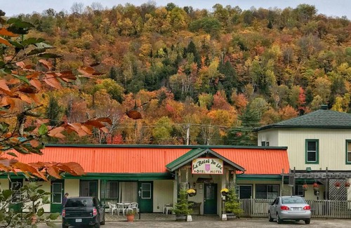 Mont-Tremblant Hotel | Le Boisé du Lac