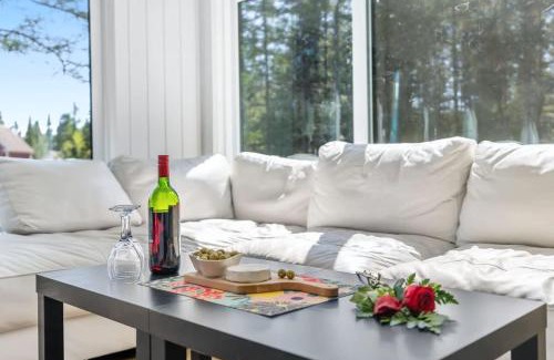 Shannon House | Le Bora Nature - Calm Relaxation VIP Escape