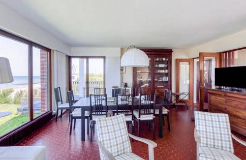 Ver-sur-Mer House | Le Cap Iodé - maison familiale 6 chambres avec incroyable vue mer