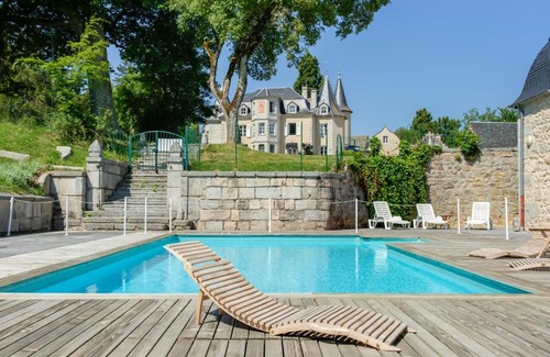 Albaret-Sainte-Marie Hotel | Le Château D'orfeuillette
