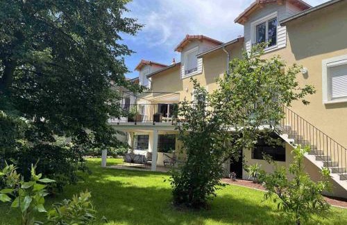 Le Puy-en-Velay Bed & Breakfast | Le Jardin du Dolaizon