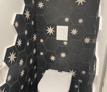Les Sables d'Olonne Apartment | Le Patio de la Tour ! hotel 1 chambre avec SAUNA PRIVE sur le remblai