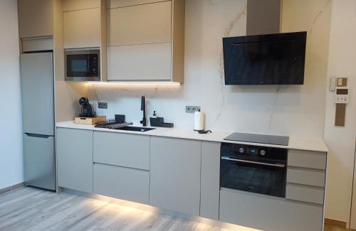 Facinas Apartment | LEBANA PLAZA JULIAN