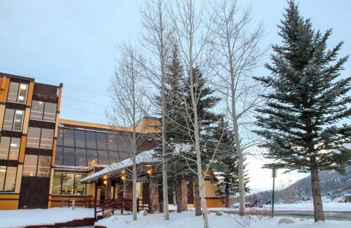 Steamboat Springs Resort | Legacy Vacation Resorts Steamboat Springs Hilltop