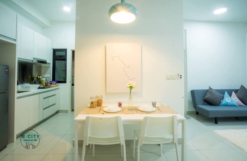 Medini Apartment | Legoland Medini (Wifi) 3pax #4 @ JB City