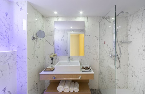 Protaras Hotel | Leonardo Crystal Cove & Spa by the sea - Adults Only