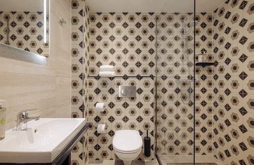 Stadsdriehoek Hotel | Leonardo Hotel Rotterdam Savoy