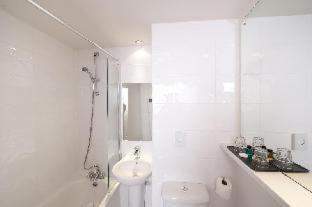 North West Hotel | Leonardo Inn Glasgow West End