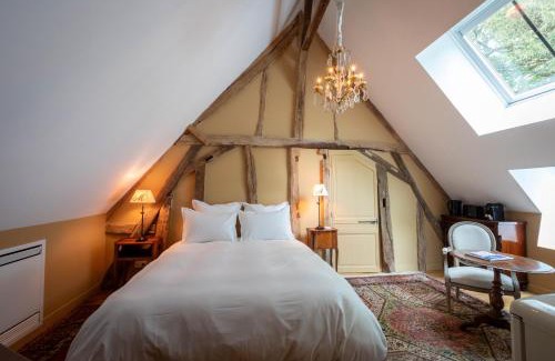 Le Subdray Apartment | Les charpentes des communs du Château du Sollier - Charme Calme Confort Climatisation à 5mn du péage