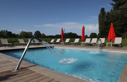 Lancie Hotel | Les Maritonnes Parc & Vignoble