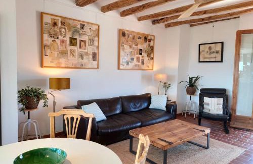 Barbera de la Conca House | Les Voltes II - 3BD gem in hilltop wine village with amazing views
