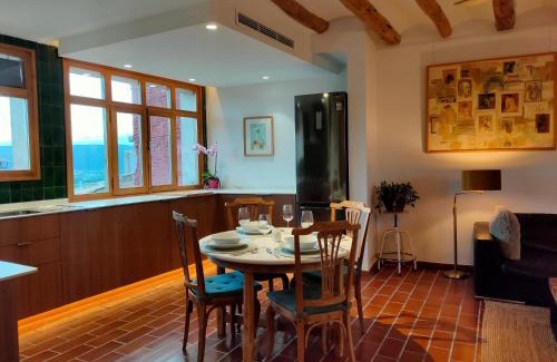 Barbera de la Conca House | Les Voltes II - 3BD gem in hilltop wine village with amazing views