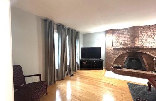 Wasaga Beach House | Leslie