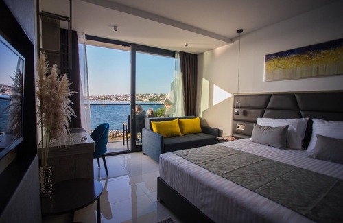 Zrce Hotel | Liberty Plaza