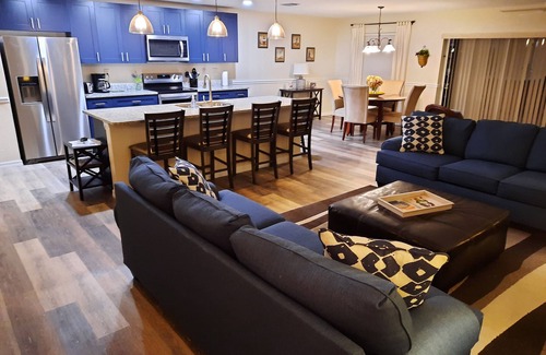 Pelican House | Lifetime Memories *Free WiFi *Private Pool *Grill *Beach & Fishing Supplies *AC