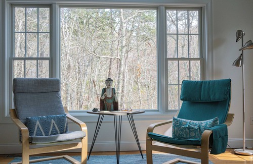 Wellfleet House | Light-filled open-plan home, dog-friendly, sleeps 8. Central AC, all amenities.