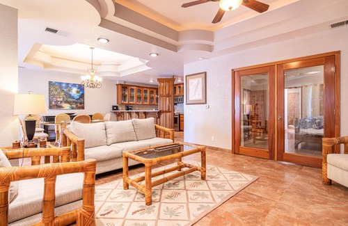 San Pedro Resort | Lighthouse Beach Villas 2br/2ba Beachfront Villa Arrecife