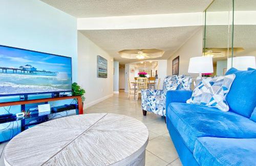 Sand Key Apartment | Lighthouse Towers 704