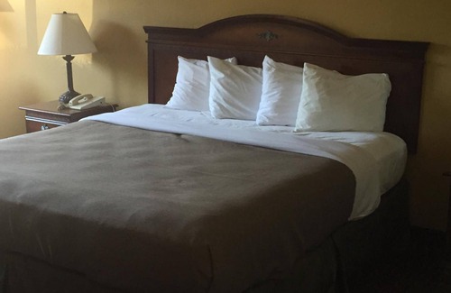 Warner Robins Hotel | LikeHome Extended Stay Hotel Warner Robins