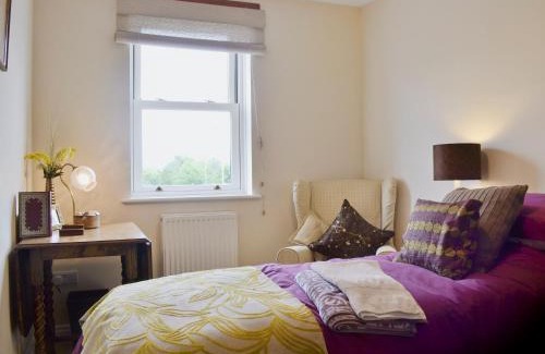 Redmire House | Lilac Cottage