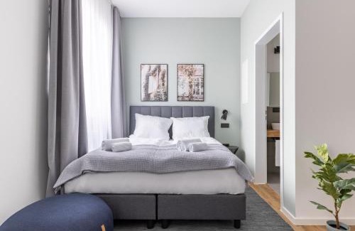 Innenstadt - Sankt Ulrich-Dom Apartment | Limehome Augsburg Annastraße