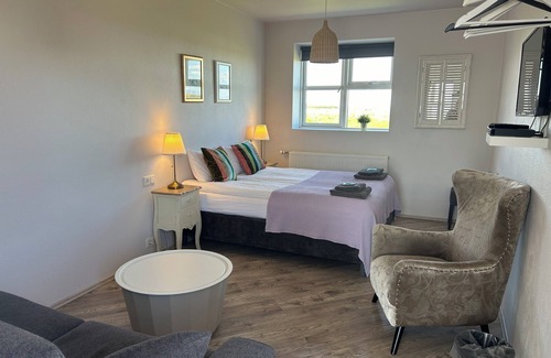 Hvolsvollur House | Lindartún Guesthouse