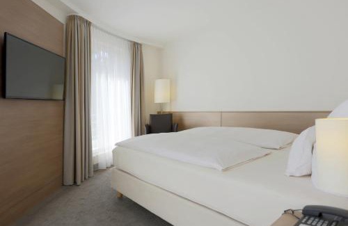 Unterrath Hotel | Lindner Hotel Dusseldorf Airport, part of JdV by Hyatt