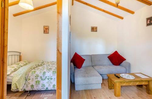 Newmarket House | Lion House- Uk45705