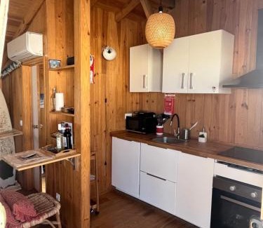 Costa de Caparica Ski Chalet | Lisbon Beach Hut - Costa Caparica