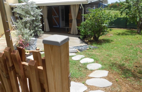Sainte-Rose Cottage | Little Beauvallon Lodge house in Creole country