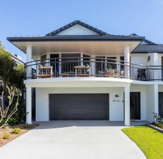 Kingscliff House | Little Birdie