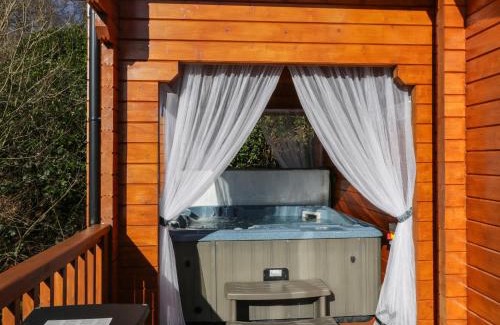 Newton Stewart House | Little Lodge