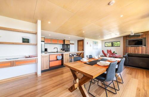 Kettering Villa | Little Oyster Bayview