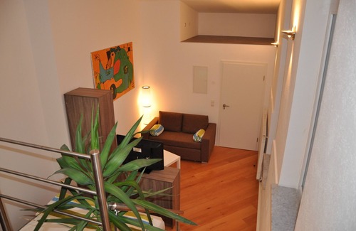 Hallstadt Apartment | Live and sleep right on the Main at the gates of Bamberg World Heritage