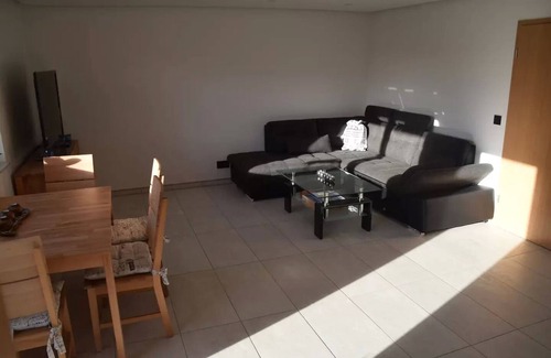 Markkleeberg Apartment | Living directly on the Markkleeberger See
