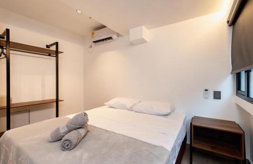Zona Rosa Apartment | Ll 203 4BR 4Bath Apartment close to lleras park - Poblado - Medellín