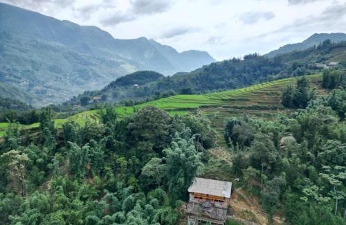Sa Pa Ski Chalet | Local Homestay