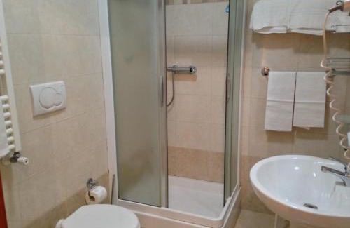 Nervi Hotel | Locanda Villa Moderna