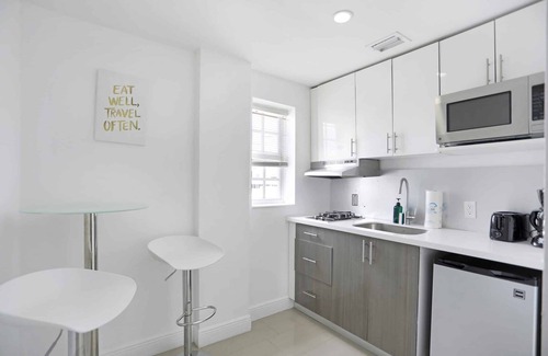 City Center Hotel | Located in the Heart of South Beach! Kitchen, Garden, Near Bass Museum of Art!1
