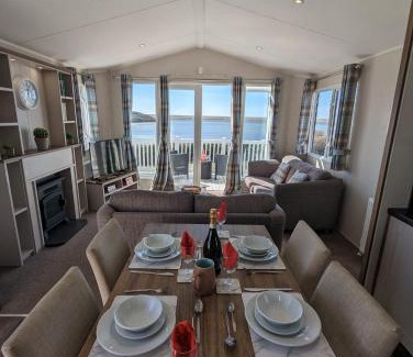 Weymouth Resort | LOCATION LOCATION Beautiful Modern Frontline Caravan Haven Littlesea Weymouth