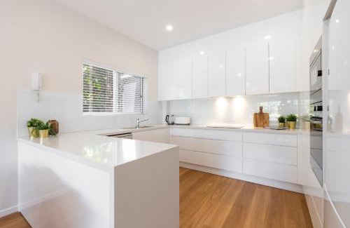 Sunshine Beach Apartment | Location, location, Sunshine Beach