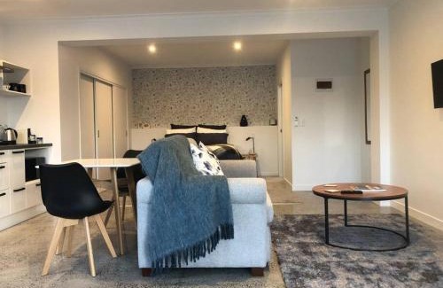 Hamilton Apartment | Location, luxury and stylish comfort