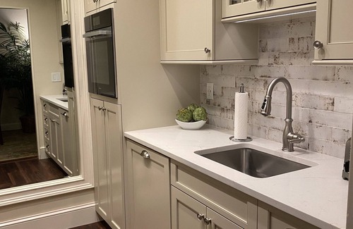 French Quarter House | Lodge Alley - Downtown Historic District - Incredible Location