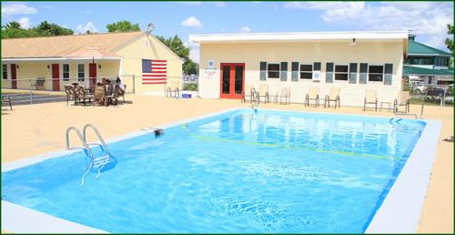 West Kennebunk Hotel | Lodge at Kennebunk