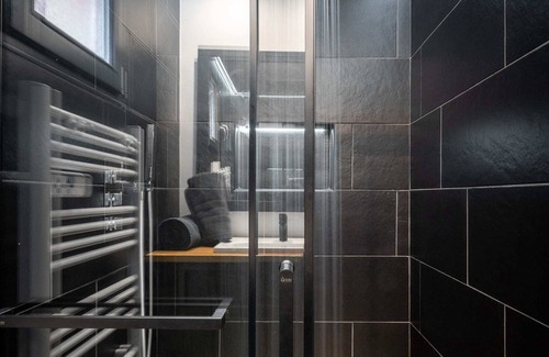 Aiguebelette-le-Lac Ski Chalet | Loft Insolite Avec Jacuzzi Privatif et vue lac
