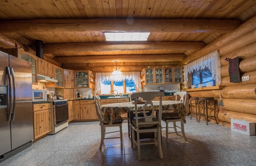 Fairbanks Cabin | Log Home with view of Denali and aurora, gas fireplace and toasty heated floors!