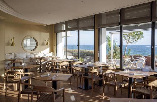 Larmor-Plage Hotel | Logis Hôtel & Restaurant LES MOUETTES - Larmor Plage, Proche de LORIENT